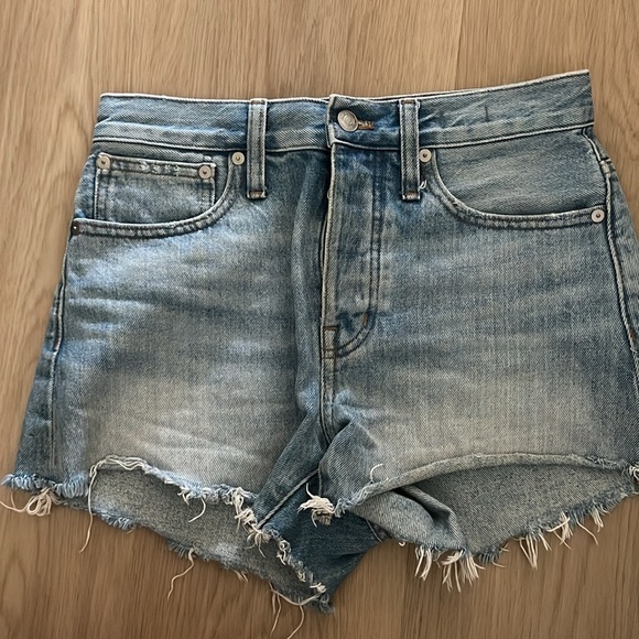 Madewell Relaxed Denim Shorts Size 23 Rosemount Wash Destroyed Hem Edition - Picture 6 of 12
